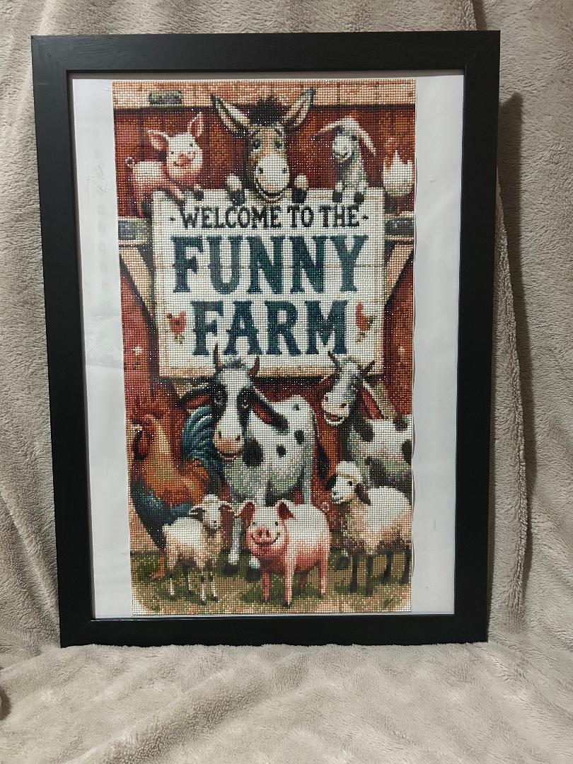 Funny Farm diamond art kit