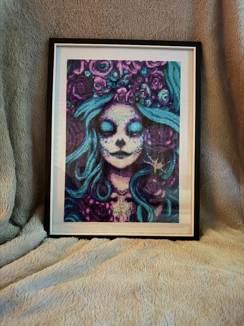 Zombie Girl diamond art kit